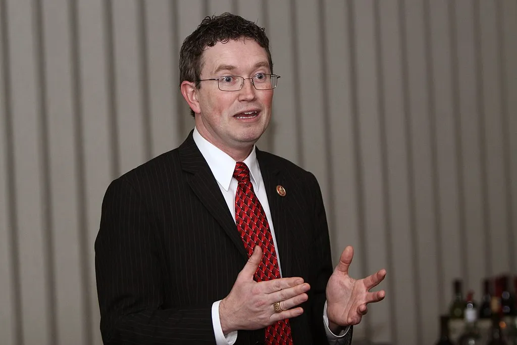 Massie introduces bill to abolish the Federal Reserve