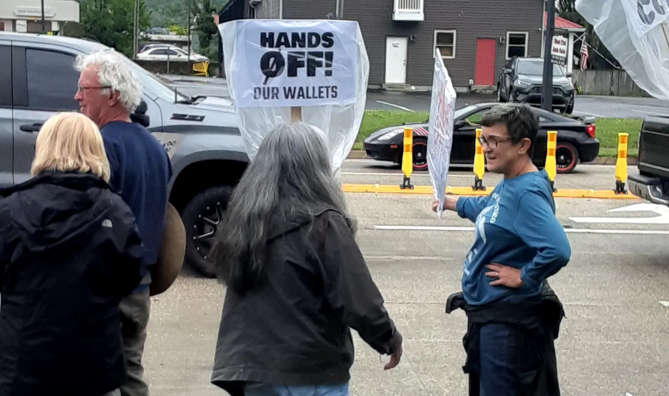 Pix from a rally in Morehead